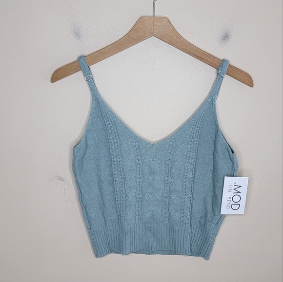 NWT Hem & Thread | Sage Green Cropped Cable Knit Cami Sweater Tank Size Medium - Picture 7 of 7